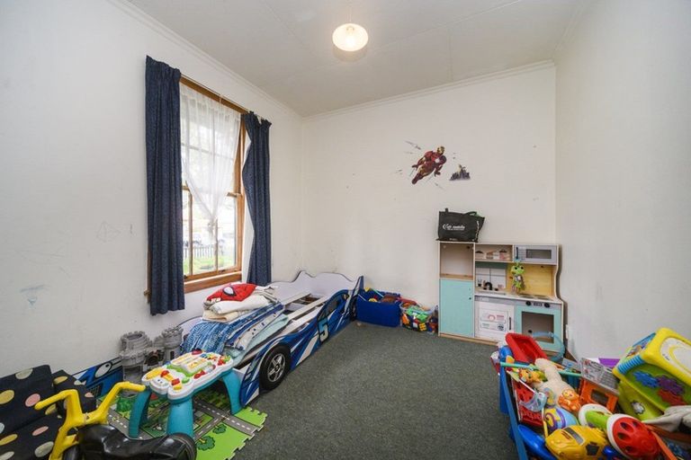 Photo of property in 14 Fairs Road, Milson, Palmerston North, 4414