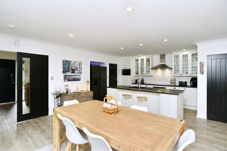 Photo of property in 34 Oxford Road, Rangiora, 7400