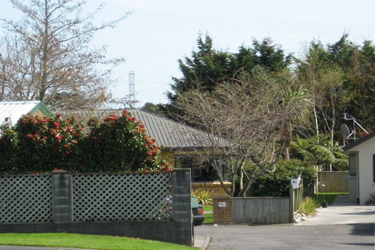 Photo of property in 86b Barrett Road, Whalers Gate, New Plymouth, 4310