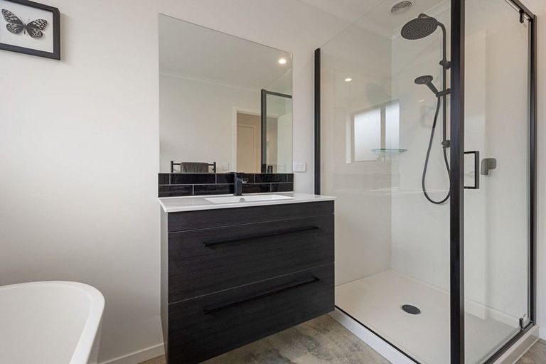 Photo of property in 17 Kereruu Street, Cambridge, 3434