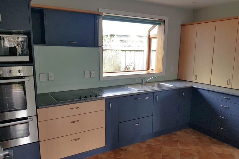 Photo of property in 98 Melbourne Road, Island Bay, Wellington, 6023