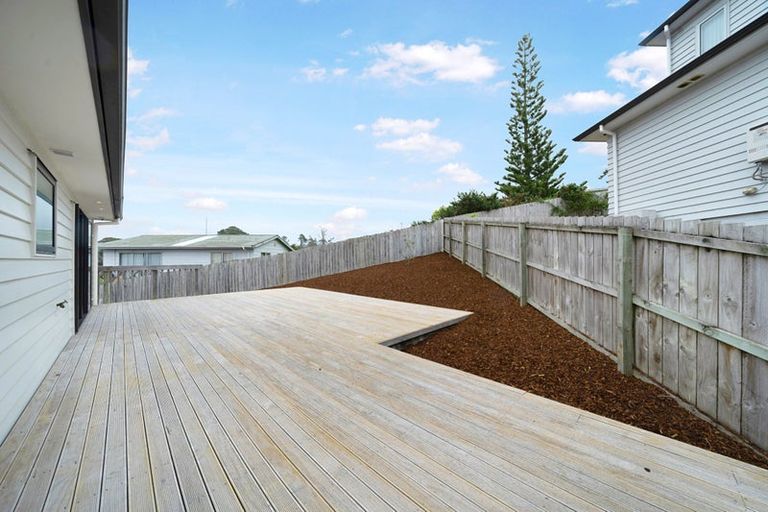 Photo of property in 55 Platinum Rise, Ranui, Auckland, 0612