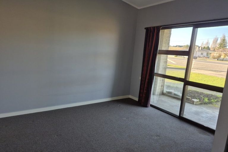 Photo of property in 1-12/71 Main Street, Mataura, 9712