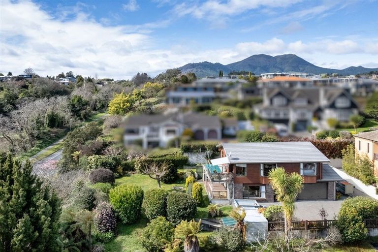 Photo of property in 52 Harvey Street, Waipahihi, Taupo, 3330