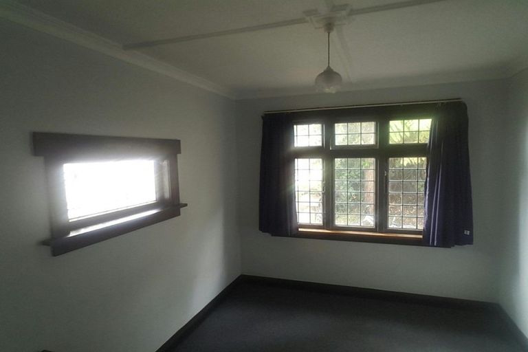 Photo of property in 100 Nairn Street, Mount Cook, Wellington, 6011