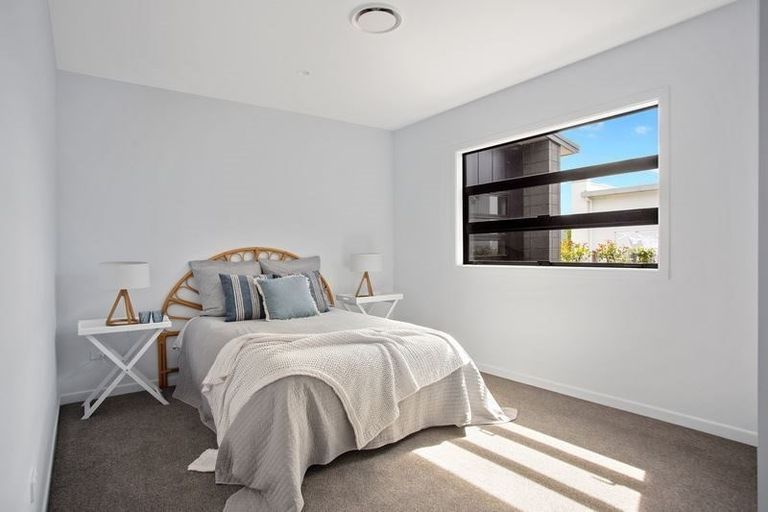 Photo of property in 14 Lady Jocelyn Place, Whitianga, 3510