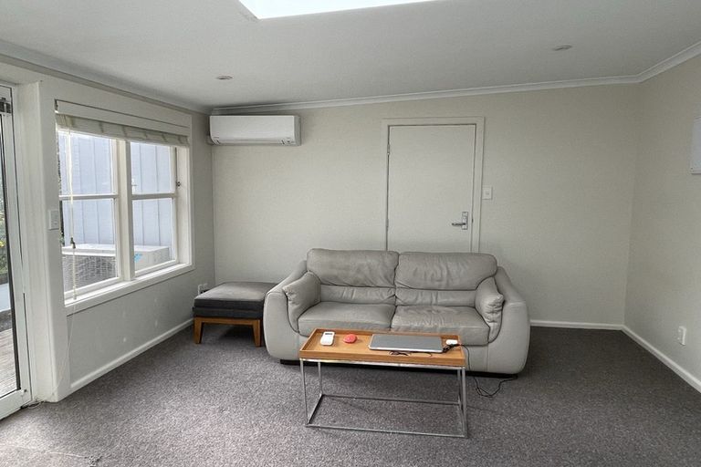 Photo of property in 37a Silverstream Road, Crofton Downs, Wellington, 6035