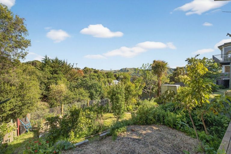 Photo of property in 47 Ranui Crescent, Diamond Harbour,  8971