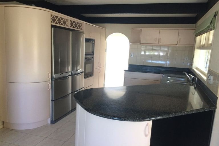 Photo of property in 23 Serrita Avenue, Sunnyhills, Auckland, 2010