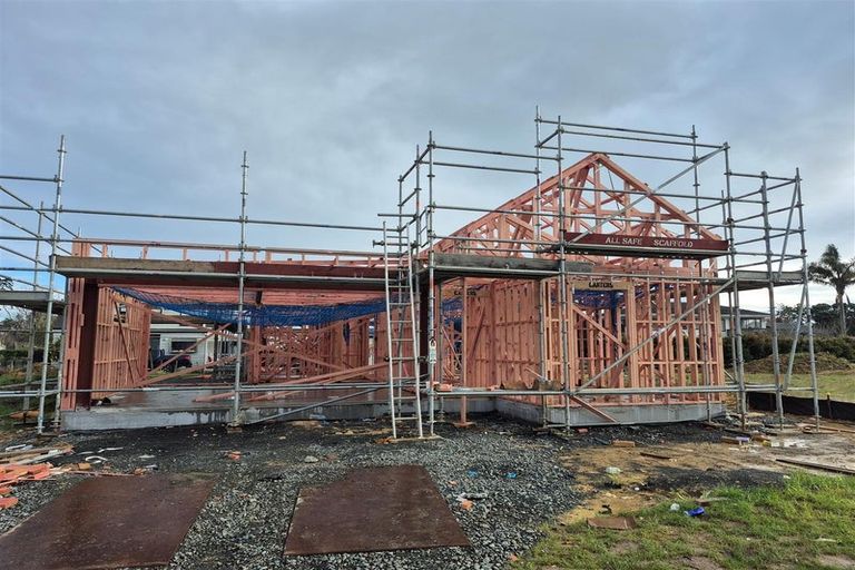 Photo of property in 4 Mataikokako Loop, Kawakawa Bay, 2585