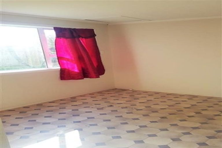 Photo of property in 22 Taka Street, Takanini, 2112