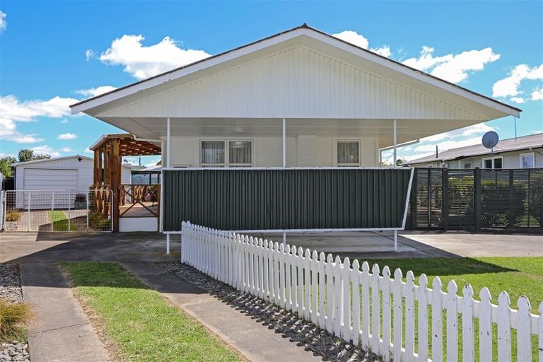 Photo of property in 104 Wilson Road, Flaxmere, Hastings, 4120