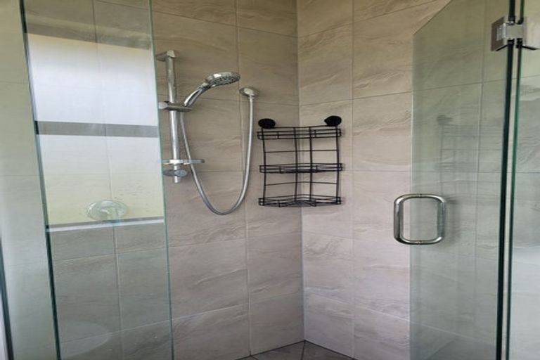 Photo of property in 11 Mcleod Avenue, Wanaka, 9305