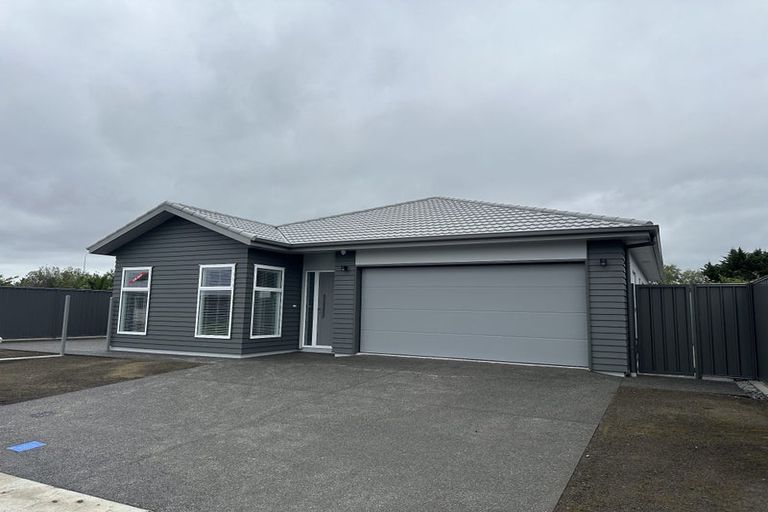 Photo of property in 20 George Yee Place, Taradale, Napier, 4112