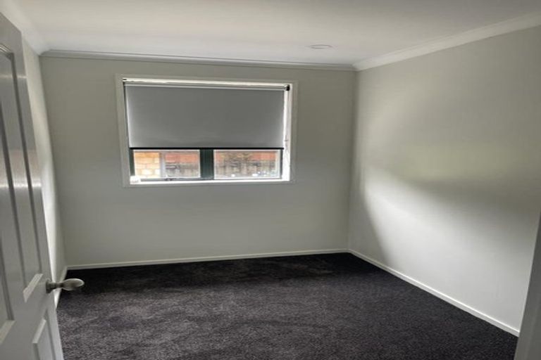 Photo of property in 12 Richard Halse Drive, Manurewa, Auckland, 2105