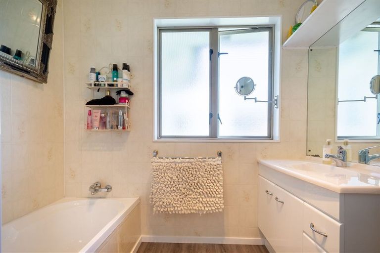 Photo of property in 240 Rutherford Street, Te Awamutu, 3800