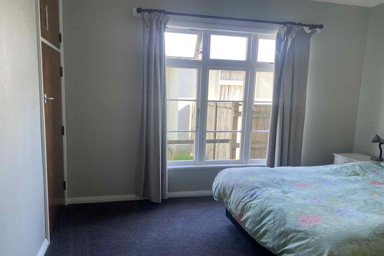 Photo of property in 25 Liverpool Street, Takaro, Palmerston North, 4412