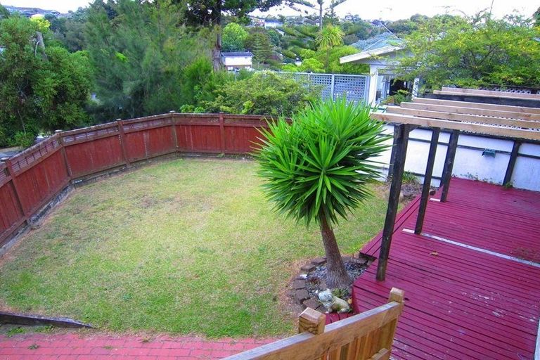 Photo of property in 14 Orion Place, Hillcrest, Auckland, 0627