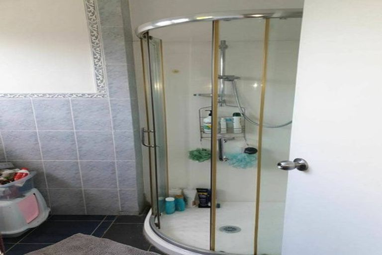 Photo of property in 329 East Coast Road, Mairangi Bay, Auckland, 0630