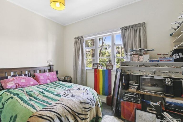Photo of property in 5 Hadfield Terrace, Kelburn, Wellington, 6012