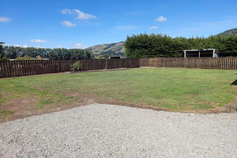 Photo of property in 19 Mount John Road, Waimate, 7977