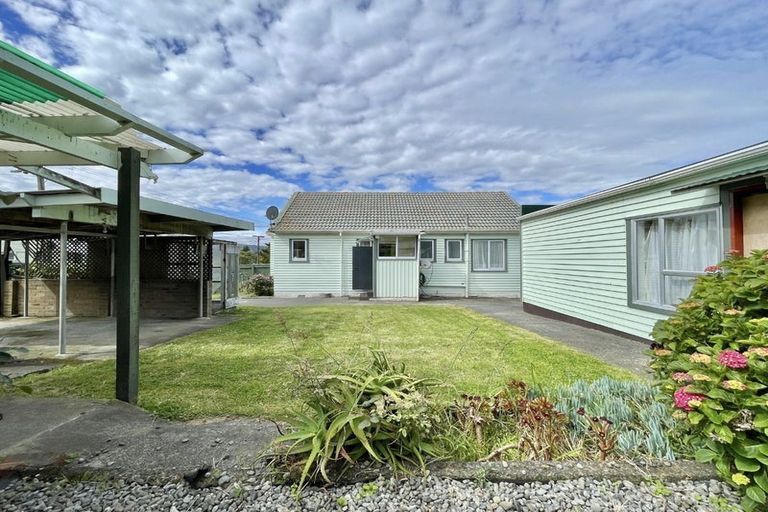 Photo of property in 5 Ingram Street, Naenae, Lower Hutt, 5011