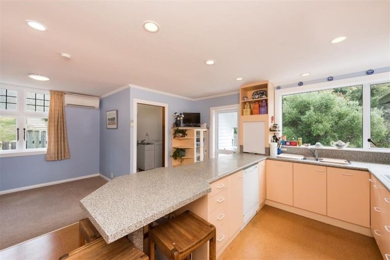 Photo of property in 5 Kio Road, Hataitai, Wellington, 6021