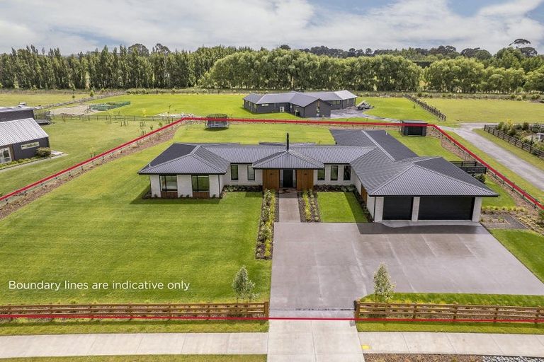 Photo of property in 76 Verdeco Boulevard, Lincoln, 7608