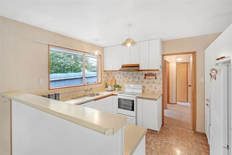 Photo of property in 216 Grahams Road, Burnside, Christchurch, 8053