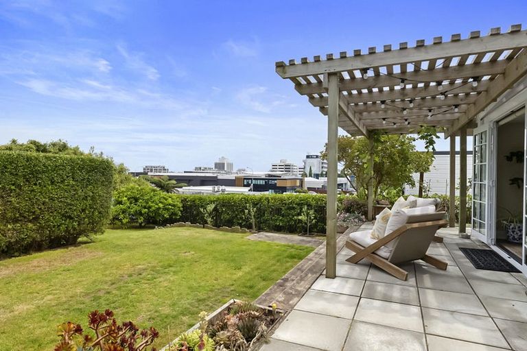 Photo of property in 60 Gover Street, New Plymouth, 4310