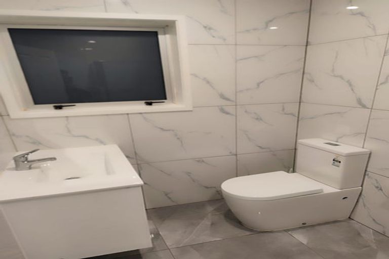 Photo of property in 38b Cortina Avenue, Johnsonville, Wellington, 6037