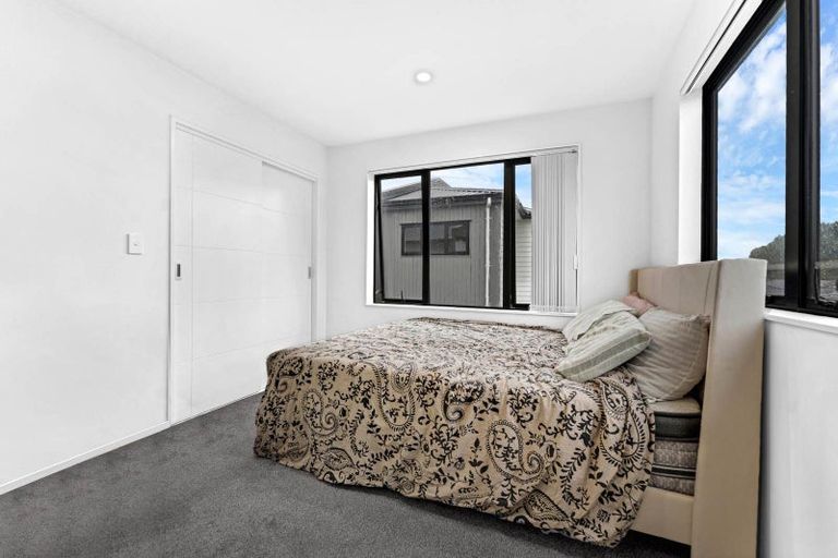 Photo of property in 10d Benton Place, Manurewa, Auckland, 2102