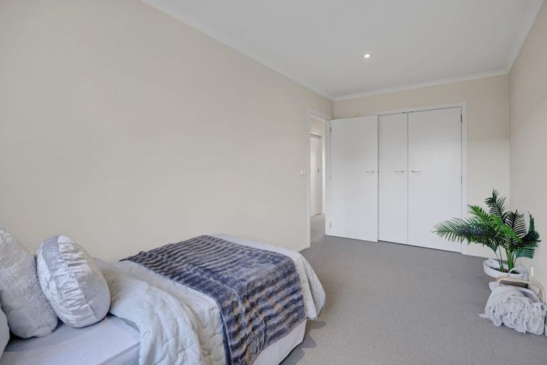 Photo of property in The Strand, 4/16 Ronald Street, Strandon, New Plymouth, 4312