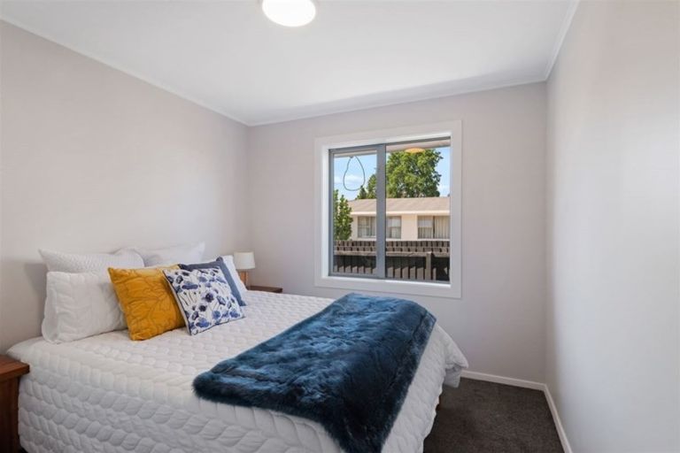Photo of property in 55 Mcfaddens Road, St Albans, Christchurch, 8052