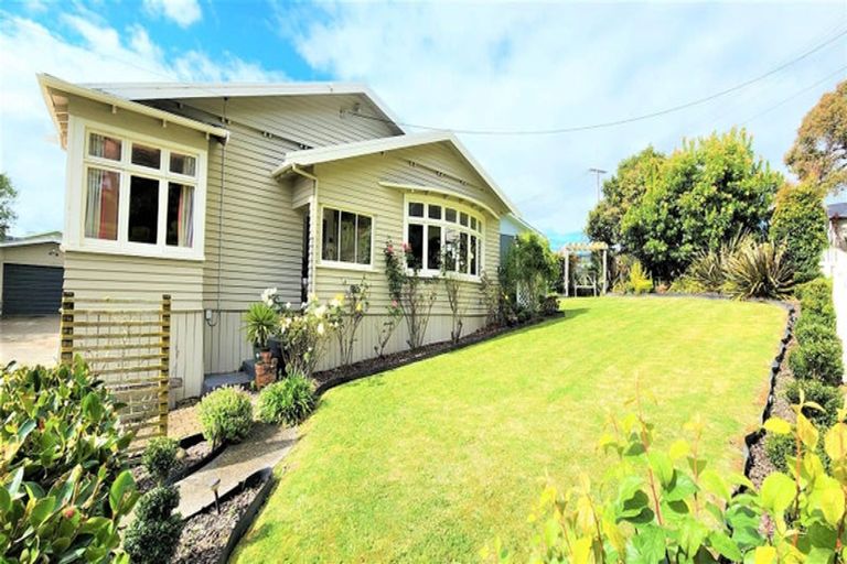 Photo of property in 9 Kitchener Street, Waipukurau, 4200