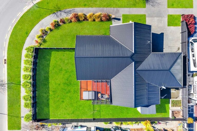 Photo of property in 10 Kohunga Crescent, Bottle Lake, Christchurch, 8083