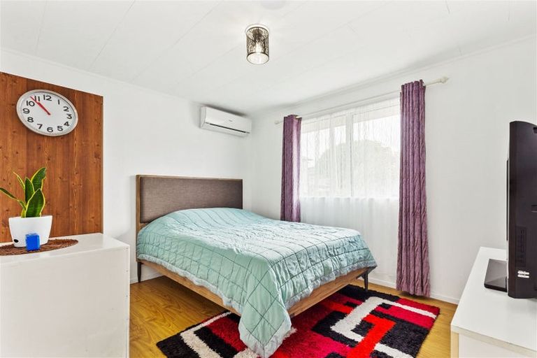 Photo of property in 146a/2 Don Buck Road, Massey, Auckland, 0614