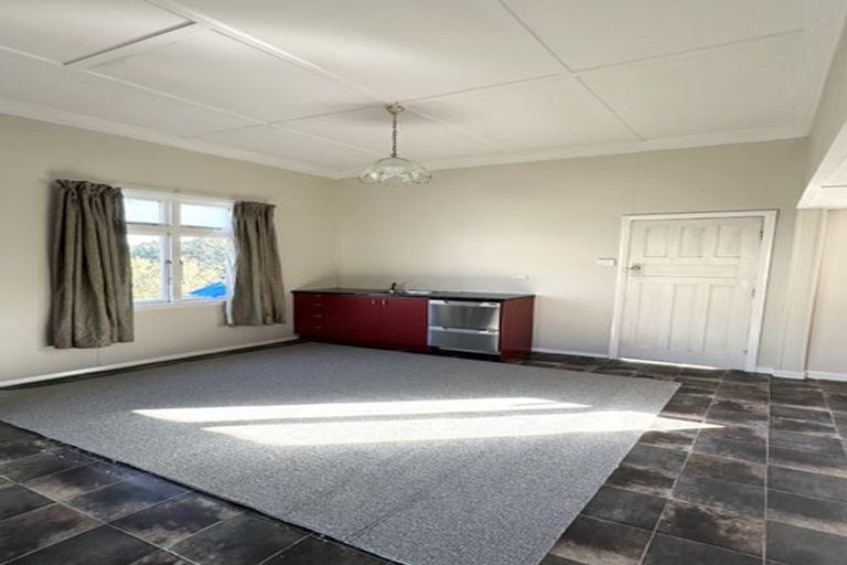 Photo of property in 54 Crampton Road, Reefton, 7830