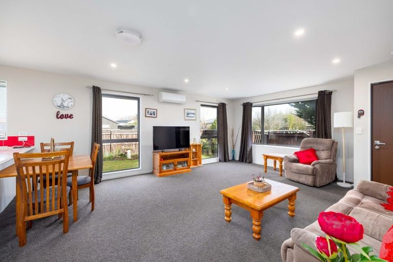 Photo of property in 22 Ingrid Street, Parklands, Christchurch, 8083
