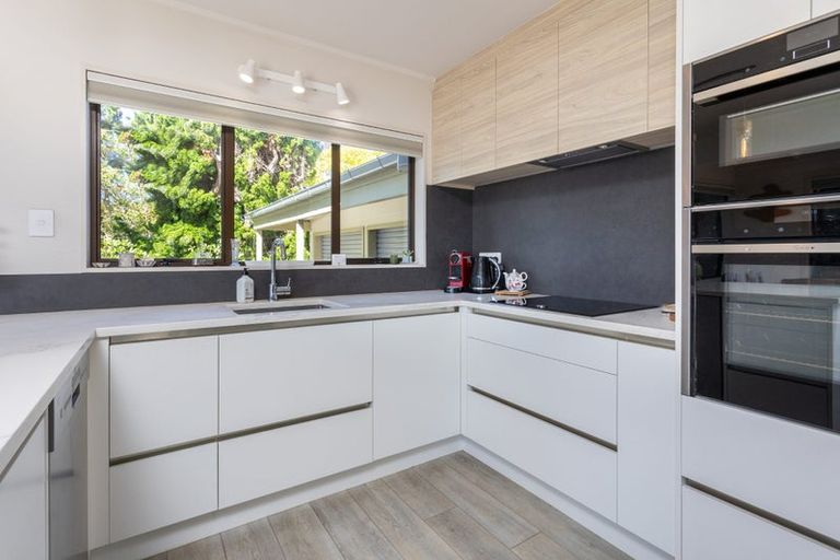 Photo of property in 115 Wilson Road, South Head, Helensville, 0874