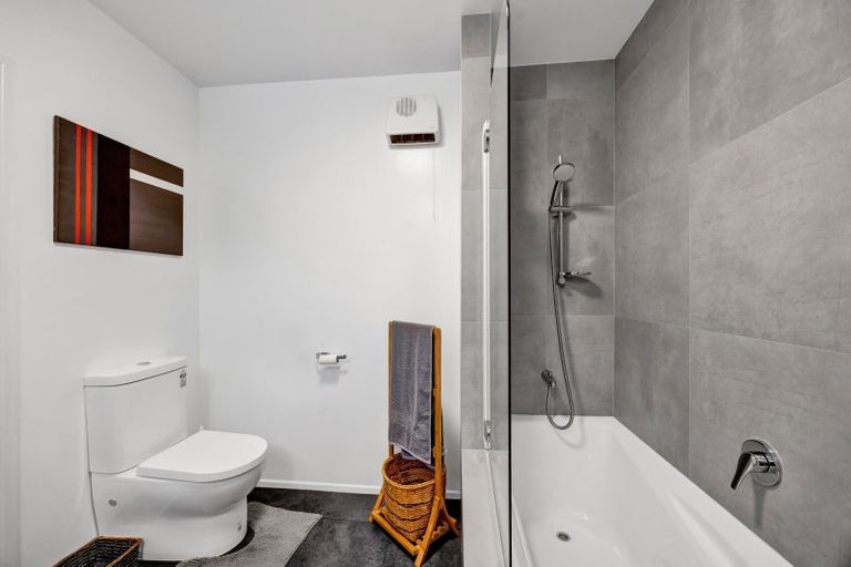 Photo of property in 203b South Road, Spotswood, New Plymouth, 4310