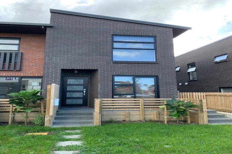 Photo of property in 158 Mcleod Road, Te Atatu South, Auckland, 0610