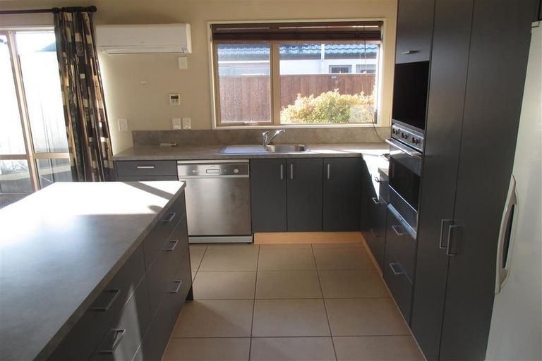 Photo of property in 11 Mica Place, Northwood, Christchurch, 8051