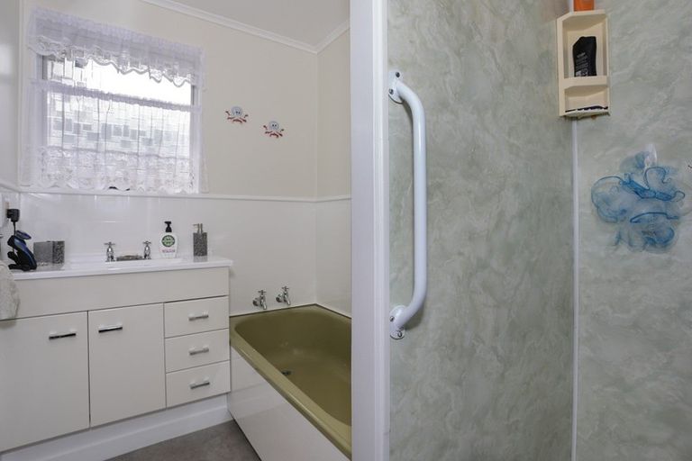 Photo of property in 18 Russell Street, Feilding, 4702