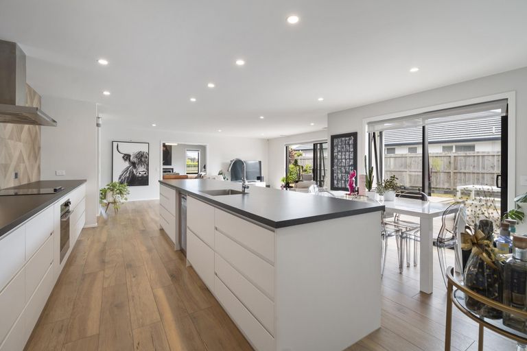 Photo of property in 144 Pharazyn Street, Maewa, Feilding, 4702