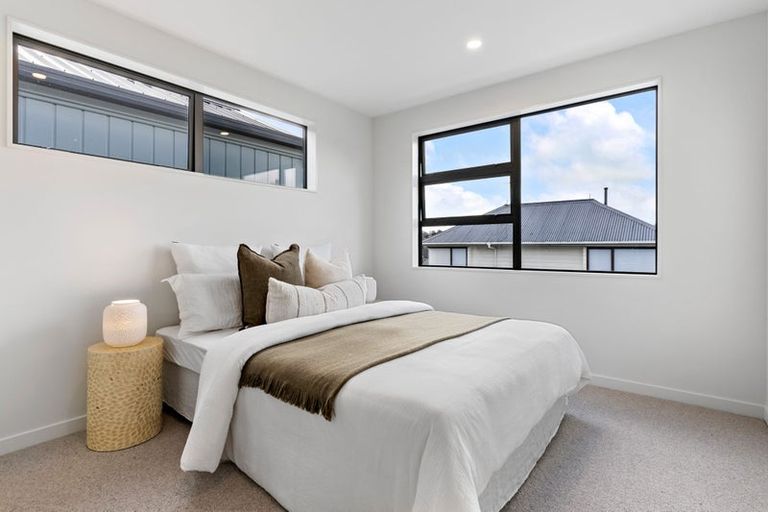 Photo of property in 3 Trafalgar Road, Milford, Auckland, 0620