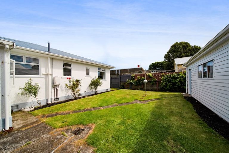 Photo of property in 19a Tawhiti Road, Hawera, 4610