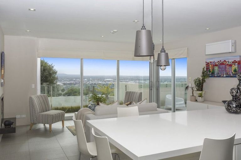 Photo of property in 50 Longhurst Terrace, Cashmere, Christchurch, 8022