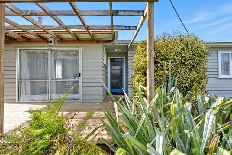 Photo of property in 34 Ronberg Street, Highbury, Palmerston North, 4412