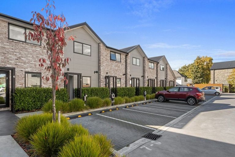 Photo of property in 4/6 Riccarton Road, Riccarton, Christchurch, 8011